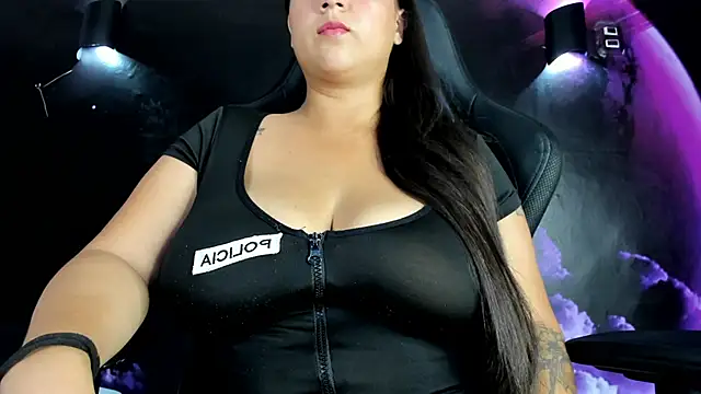 Snapshot of Lau_Beauty chatting on January 13, 9:31 pm Lau Beauty online show from January 13, 9:31 pm