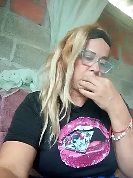 natally ross21 online show from February 18, 4:03 pm