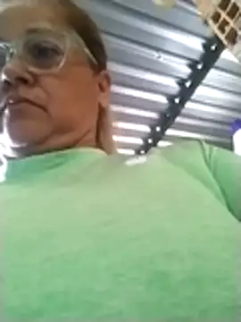 natally ross21 online show from April 17, 11:57 am