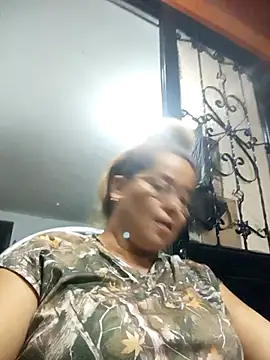 natally ross21 online show from November 16, 3:33 am