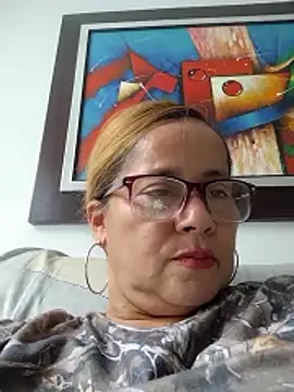 Snapshot of natally_ross21 chatting on June 9, 4:08 pm natally ross21 online show from June 9, 4:08 pm