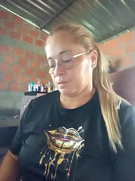 natally ross21 online show from February 12, 1:44 pm