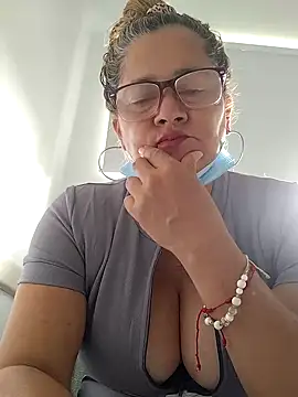 natally ross21 online show from May 31, 2:01 pm