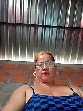 natally ross21 online show from September 18, 3:26 pm