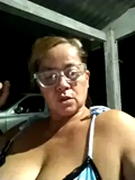 natally ross21 online show from April 8, 2:35 am