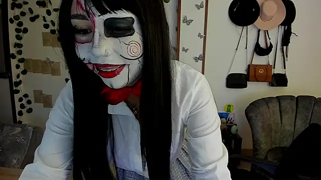 Fiore Sanz  online show from October 18, 3:08 am