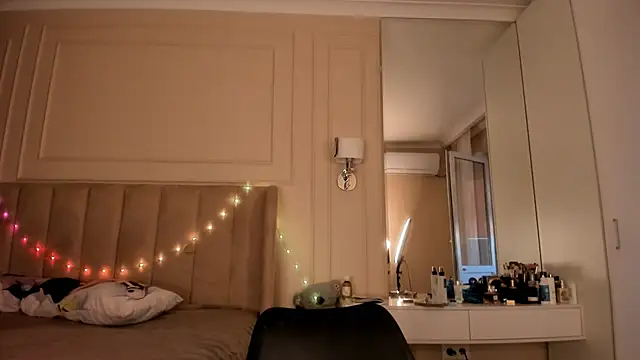 Snapshot of melissa_yamazaki chatting on November 25, 4:57 am melissa yamazaki online show from November 25, 4:57 am