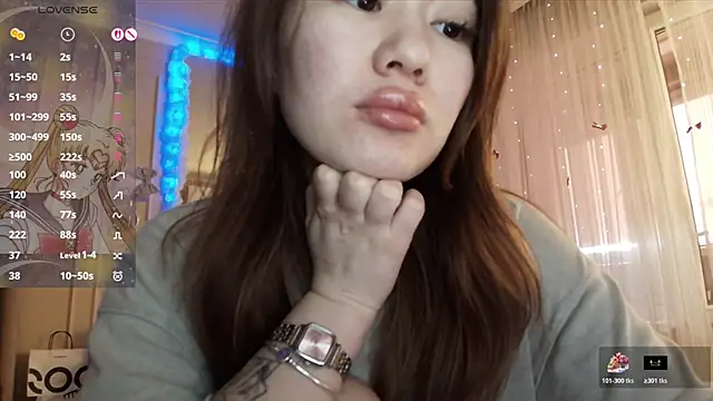 Snapshot of melissa_yamazaki chatting on February 5, 6:31 am melissa yamazaki online show from February 5, 6:31 am