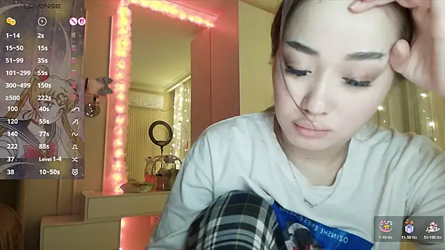 Snapshot of melissa_yamazaki chatting on February 6, 4:47 pm melissa yamazaki online show from February 6, 4:47 pm