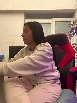 luna asss online show from March 6, 8:16 pm