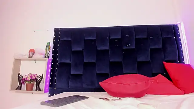 Kim Baker1 online show from November 26, 7:58 pm