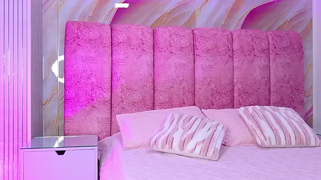 kendal rossi online show from March 20, 11:55 am