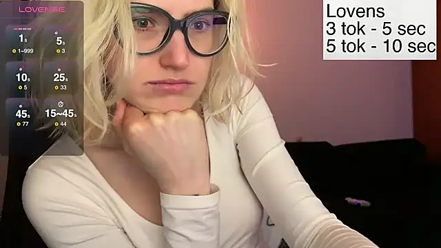 Sexy Sweets online show from December 21, 4:03 am