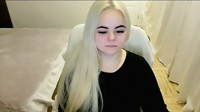 lovely-eyes online show from February 28, 2:42 am