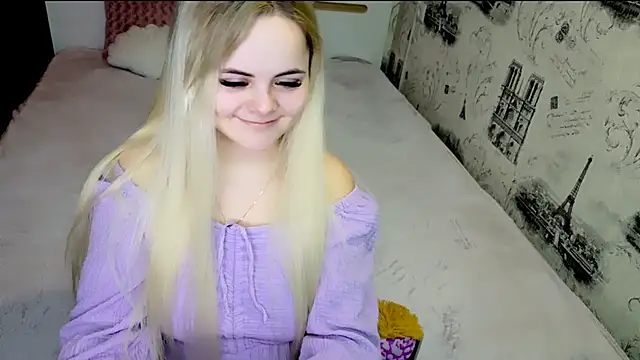 lovely-eyes online show from May 12, 7:09 pm