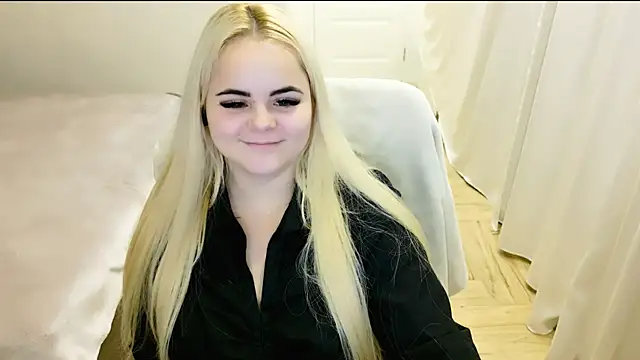 lovely-eyes online show from February 1, 11:06 pm
