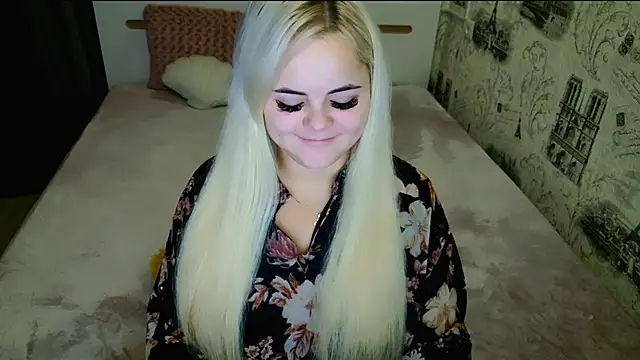 Snapshot of lovely-eyes chatting on November 11, 8:25 pm lovely-eyes online show from November 11, 8:25 pm