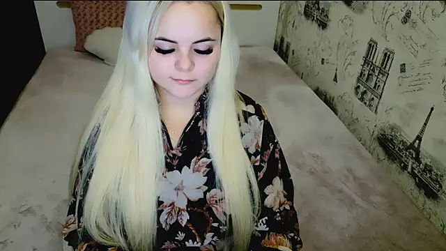 Snapshot of lovely-eyes chatting on November 16, 5:50 pm lovely-eyes online show from November 16, 5:50 pm