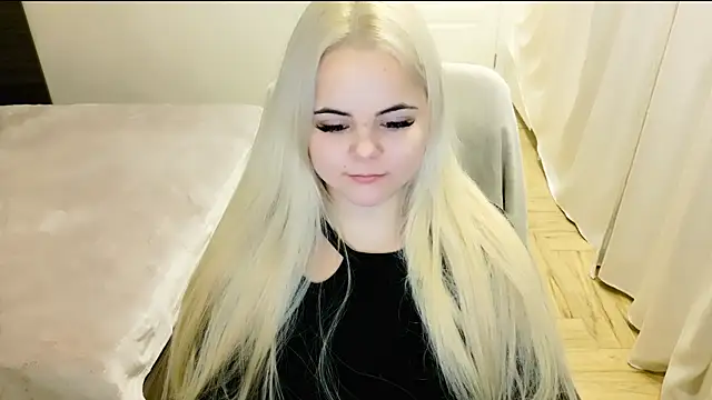 lovely-eyes online show from February 23, 10:20 pm