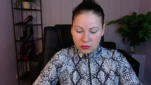 Dana  dom online show from April 13, 4:05 am