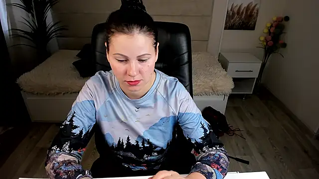 Dana  dom online show from February 24, 7:11 am