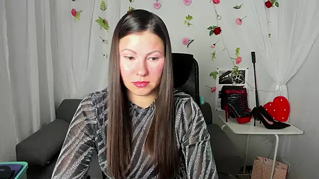 Dana  dom online show from February 11, 2:00 am