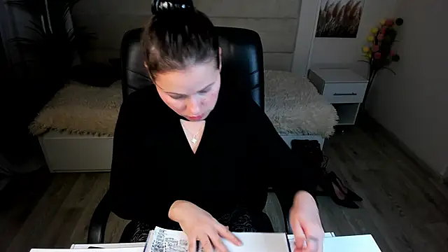 Dana  dom online show from February 18, 1:32 am