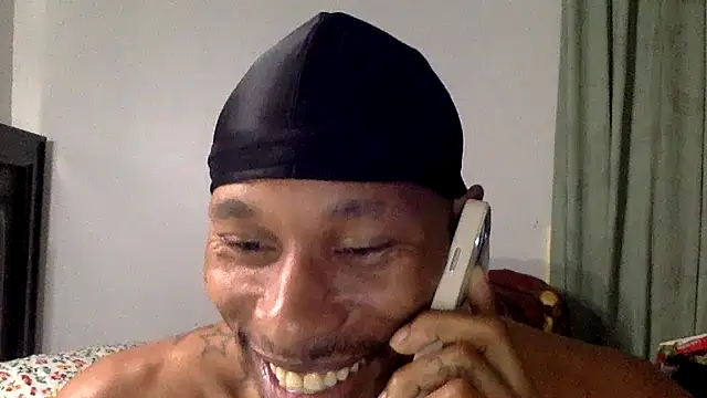 Snapshot of KingDerRico chatting on November 2, 12:04 am KingDerRico online show from November 2, 12:04 am