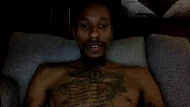 Snapshot of KingDerRico chatting on September 16, 4:46 am KingDerRico online show from September 16, 4:46 am