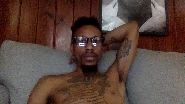 Snapshot of KingDerRico chatting on September 21, 3:50 pm KingDerRico online show from September 21, 3:50 pm