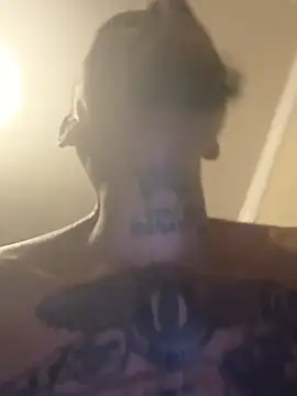 Snapshot of KingDerRico chatting on March 9, 1:20 am KingDerRico online show from March 9, 1:20 am