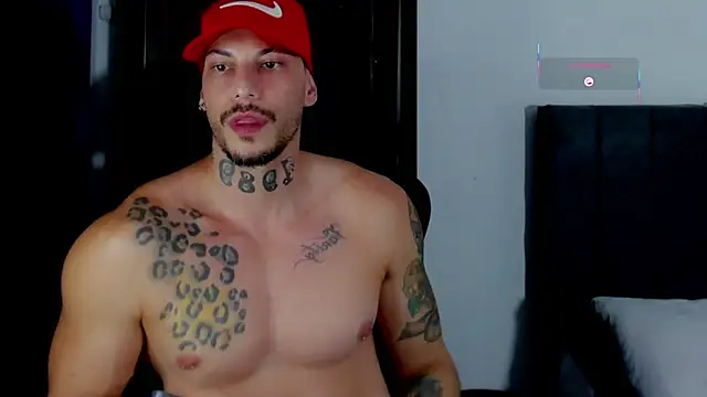 Snapshot of RickG_Oficial chatting on May 23, 10:42 pm RickG Oficial online show from May 23, 10:42 pm