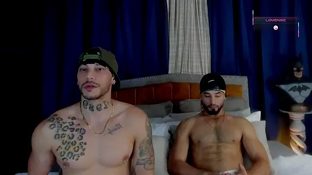 Snapshot of RickG_Oficial chatting on June 23, 5:38 am RickG Oficial online show from June 23, 5:38 am
