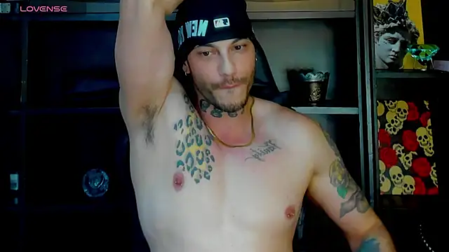 RickG Oficial online show from November 18, 8:45 pm