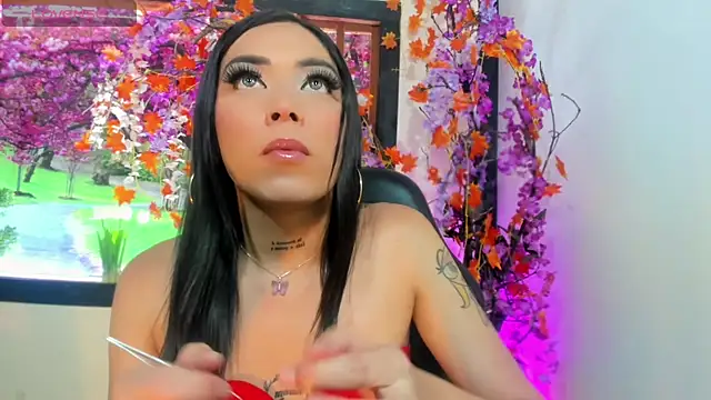 Snapshot of Susan_DiSantys chatting on February 24, 10:36 pm Susan DiSantys online show from February 24, 10:36 pm