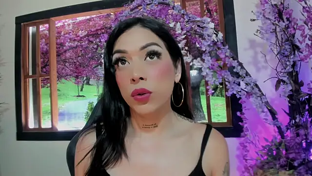 Snapshot of Susan_DiSantys chatting on February 10, 7:28 pm Susan DiSantys online show from February 10, 7:28 pm