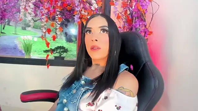 Snapshot of Susan_DiSantys chatting on March 4, 1:34 am Susan DiSantys online show from March 4, 1:34 am