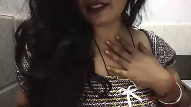 Gulaboo bhabi online show from March 16, 11:51 pm