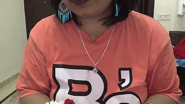 Gulaboo bhabi online show from March 6, 10:36 pm