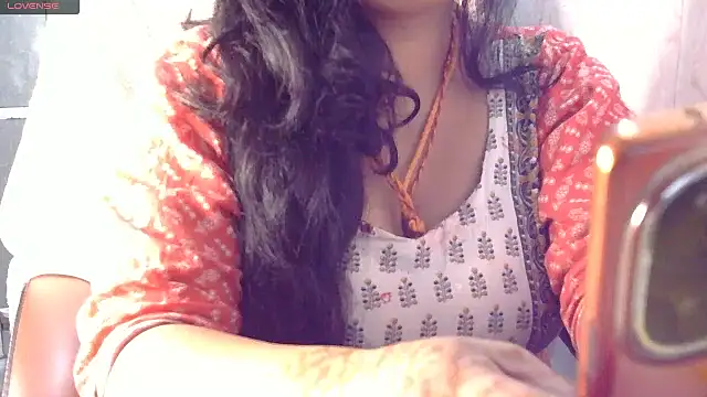 Gulaboo bhabi online show from October 8, 6:19 pm