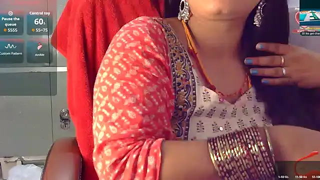 Gulaboo bhabi online show from October 4, 5:14 pm