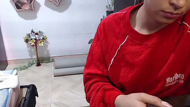 Zoe--khalL online show from December 22, 4:12 am