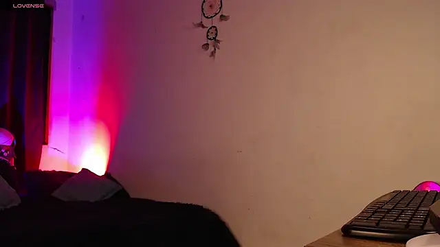 Zoe--khalL online show from February 7, 2:19 am