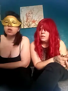 Snapshot of carolyne2023 chatting on March 6, 4:49 pm carolyne2023 online show from March 6, 4:49 pm
