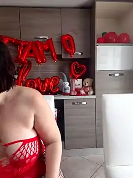 Snapshot of carolyne2023 chatting on February 9, 9:29 am carolyne2023 online show from February 9, 9:29 am