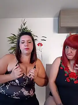 Snapshot of carolyne2023 chatting on September 28, 6:31 am carolyne2023 online show from September 28, 6:31 am