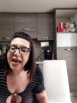 carolyne2023 online show from March 6, 7:36 am
