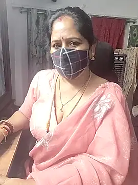 Snapshot of Rani_Darling_99 chatting on July 10, 8:53 pm Rani Darling 99 online show from July 10, 8:53 pm