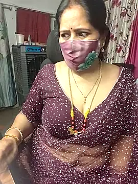 Snapshot of Rani_Darling_99 chatting on July 7, 7:39 pm Rani Darling 99 online show from July 7, 7:39 pm