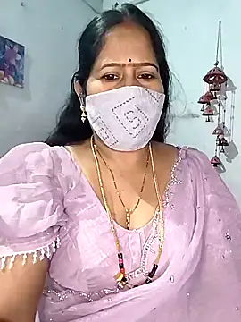 Snapshot of Rani_Darling_99 chatting on October 22, 4:06 pm Rani Darling 99 online show from October 22, 4:06 pm